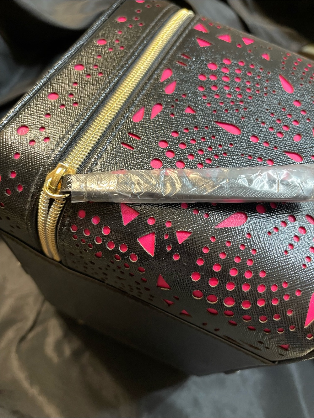 Victoria's Secret Black and Hot Pink Makeup Case with Gold Zipper - Picture 3 of 6